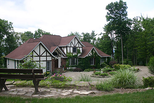 Lodging & Accommodations in Corning NY Southern Tier Finger Lakes Region of NY 1